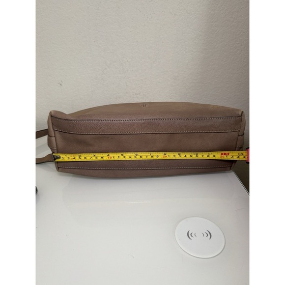 Frye CLAUDE HOBO Shoulder Bag Leather Light Brown 2 Strap Boho Western $398 NEW - Picture 11 of 16